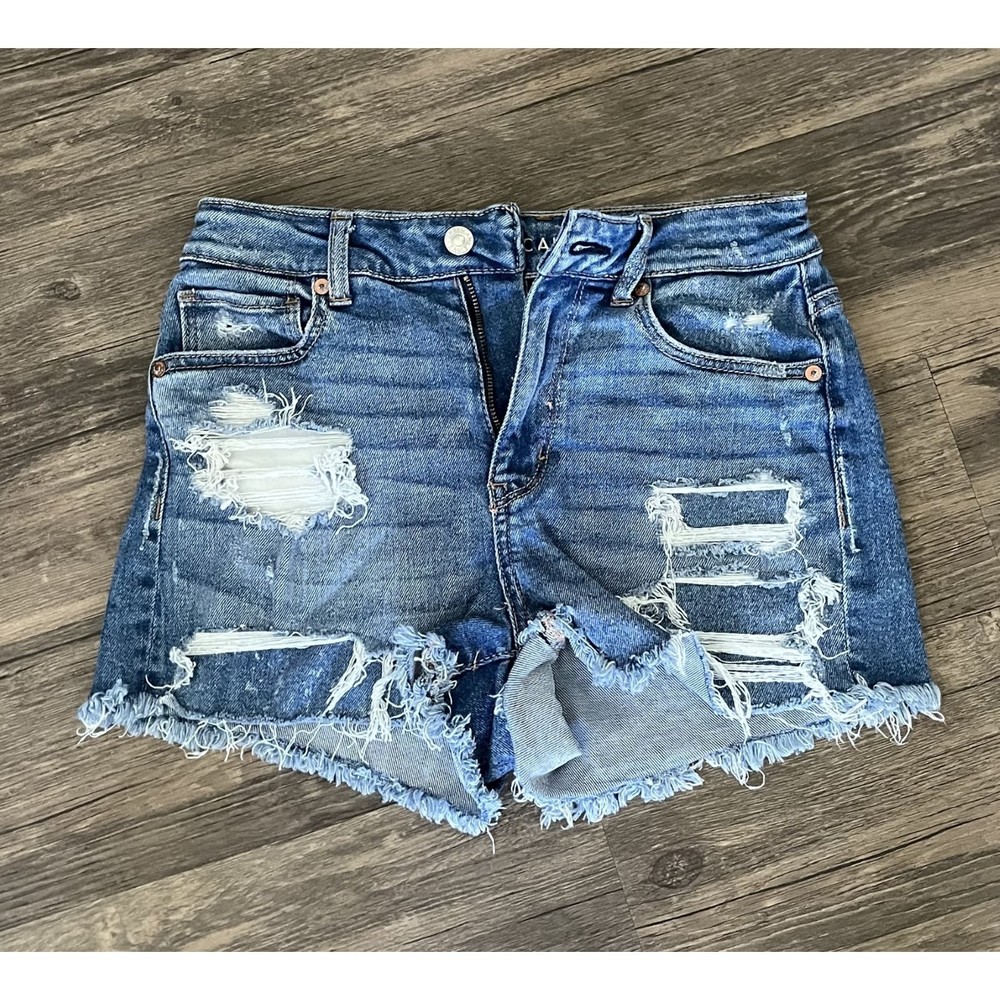 American Eagle Mom Shorts; Distressed; Size 4